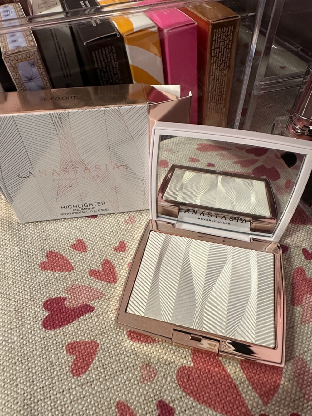 Anastasia Beverly Hills Iced Out Highlighter - Shimmery White Pearl